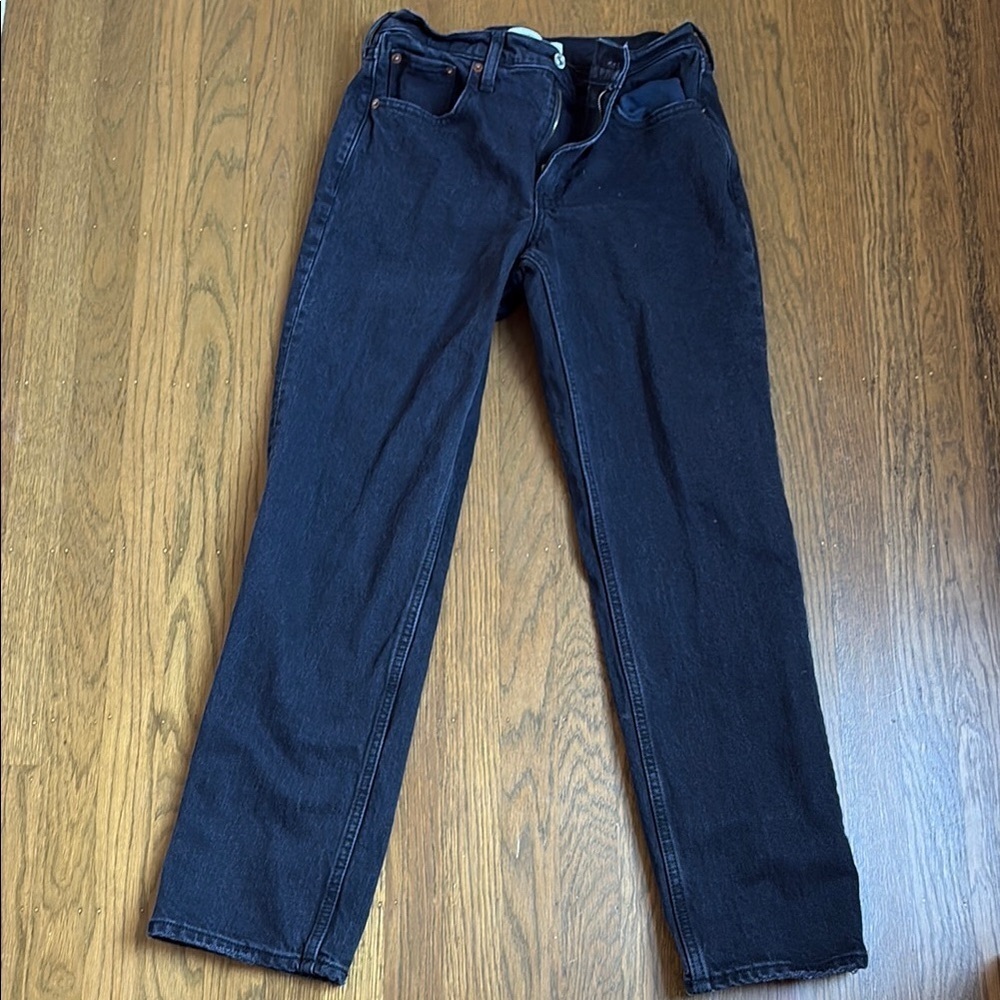Abercrombie & Fitch The 90, Straight Mid Rise jeans size 26 short